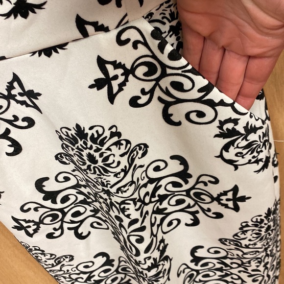 B. Darlin white and black strapless dress. - Picture 6 of 6